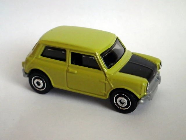 Hot Wheels 64 Austin Mini Cooper
