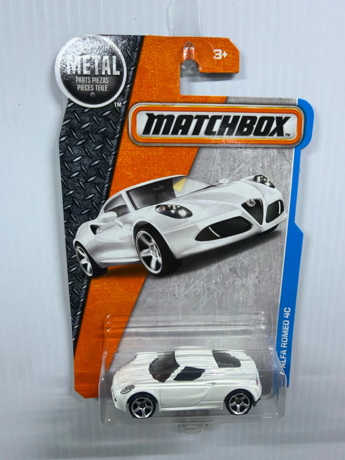 2016 Alfa Romeo 4C White: Long Card: Image 2