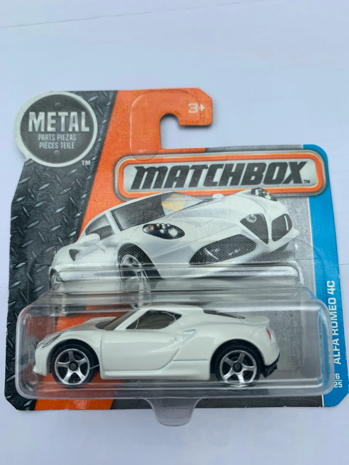 2016 Alfa Romeo 4C White: Short Card: Image 3