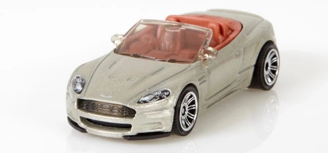 Hot Wheels Aston Martin DBS Volante
