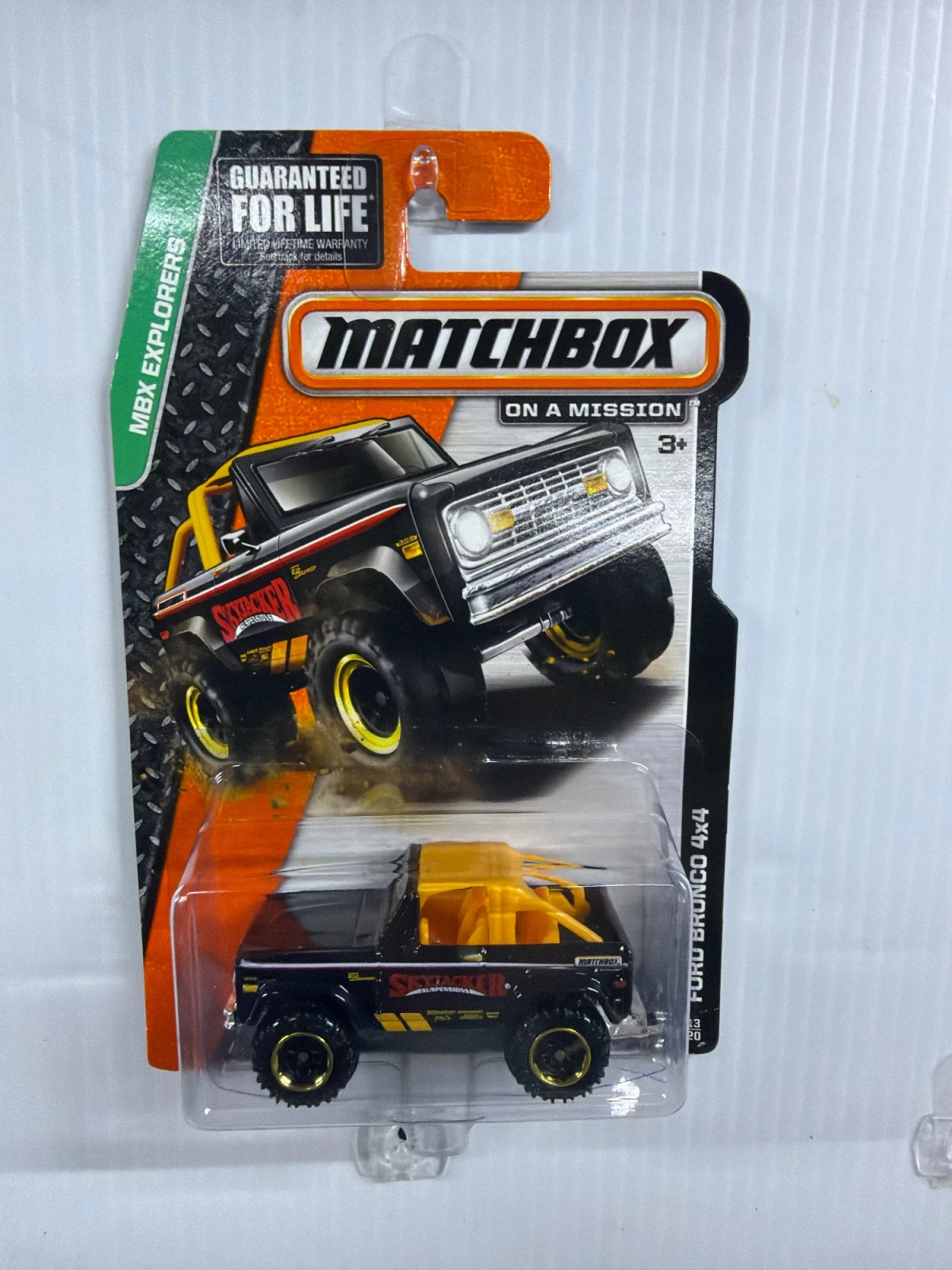 2015 Ford Bronco 4x4 Black: Long Card: Image 2