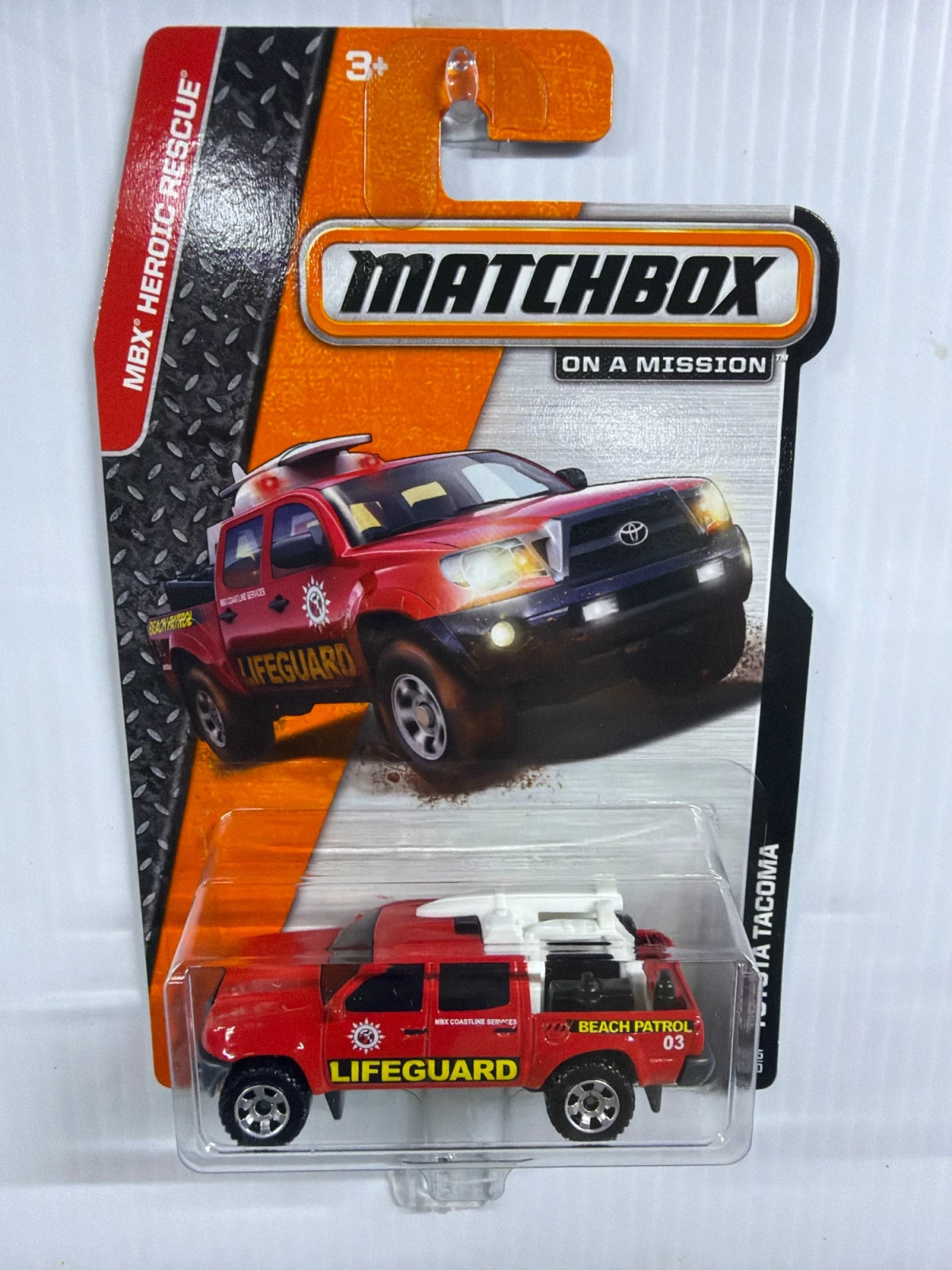 2014 Toyota Tacoma Red: Long Card: Image 2