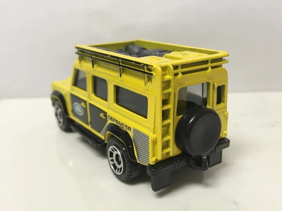 2013 Land Rover Defender 100 Yellow: No Package: Image 3