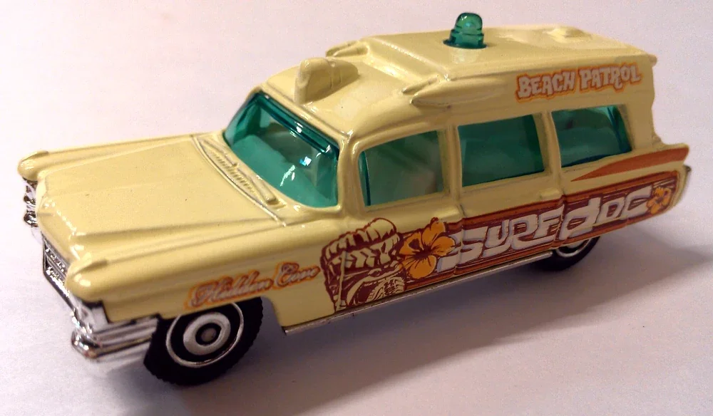 Hot Wheels 1963 Cadillac Ambulance