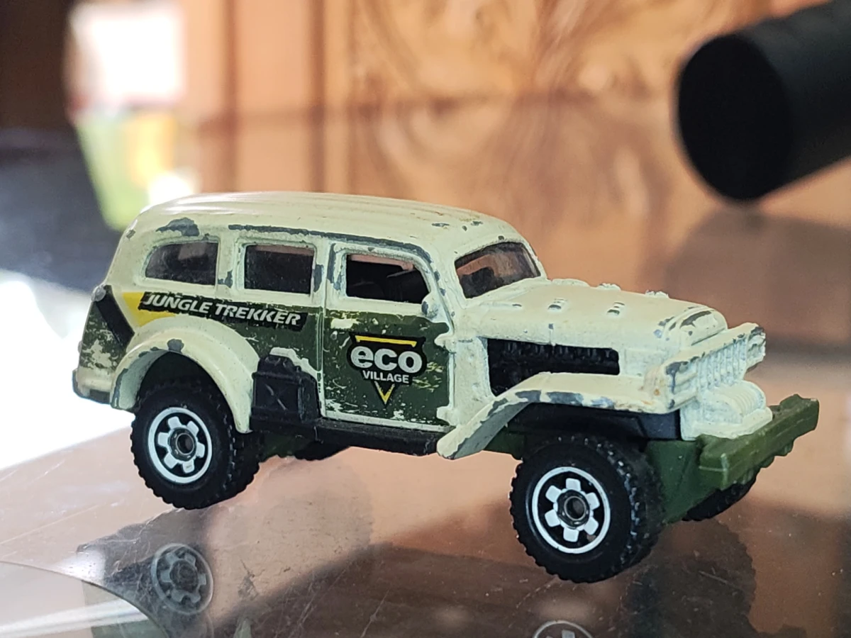 2011 Jungle Crawler Blue: No Package: Image 2