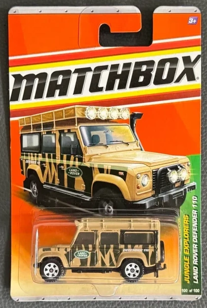 2011 Land Rover Defender 110 Beige: Long Card: Image 2