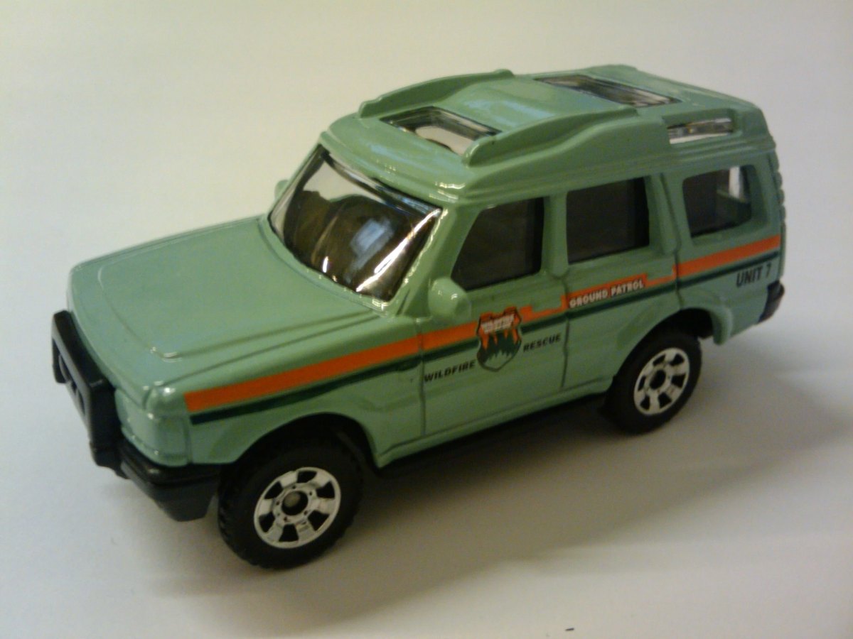Hot Wheels Land Rover Discovery