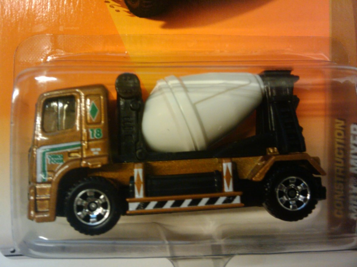 Hot Wheels MBX Mixer(Recolor)