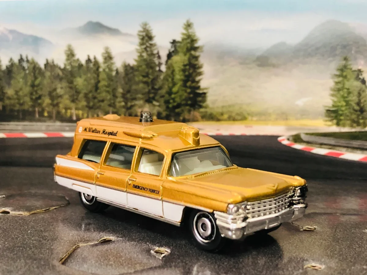 Hot Wheels 63 Cadillac Ambulance