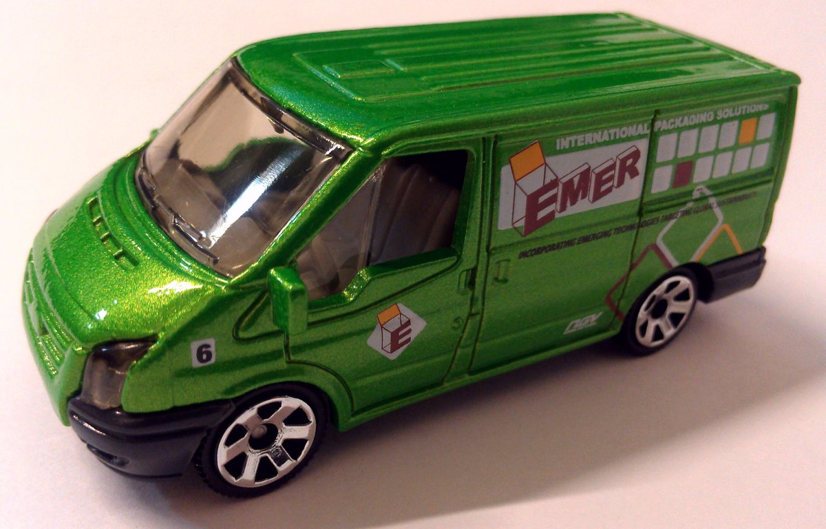 Hot Wheels 07 Ford Transit