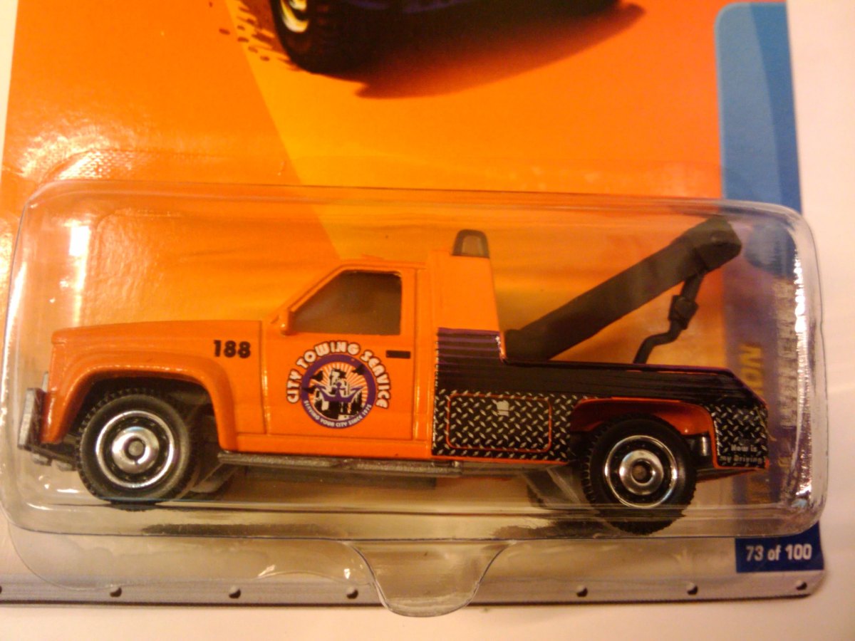 Hot Wheels GMC Wrecker(Recolor)