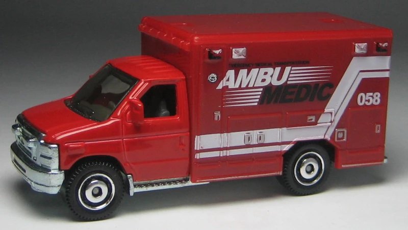 Hot Wheels 08 Ford E-350 Ambulance
