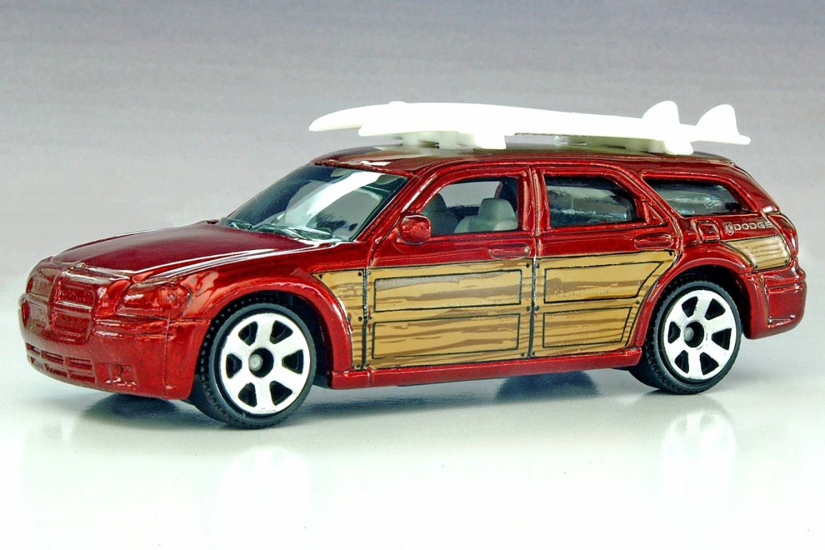 Hot Wheels Dodge Magnum
