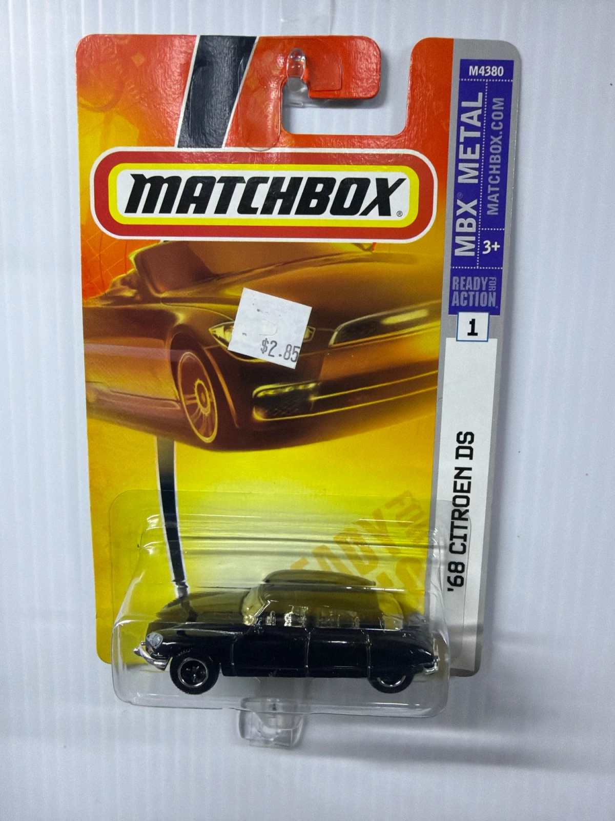 2008 68 Citroën DS Black: Long Card: Image 2
