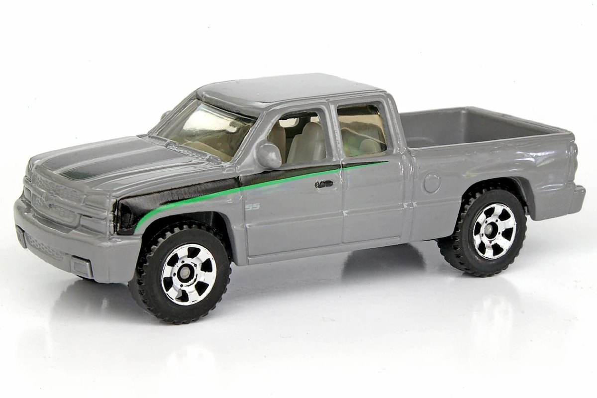 Hot Wheels Chevy Silverado(Recolor)