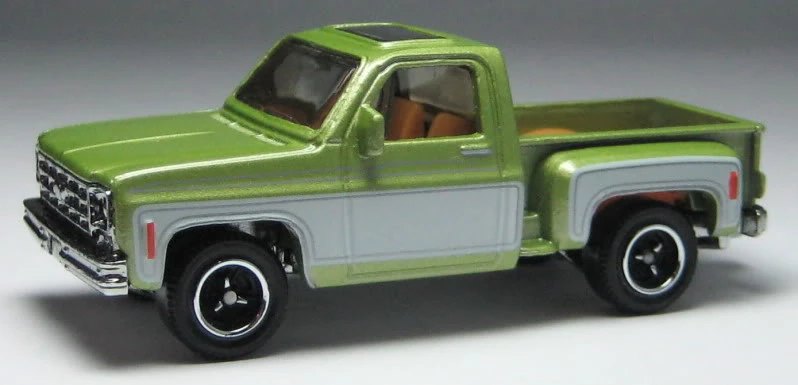 Hot Wheels 75 Chevy Stepside