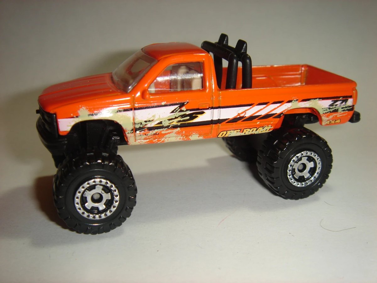 Hot Wheels Chevy K-1500