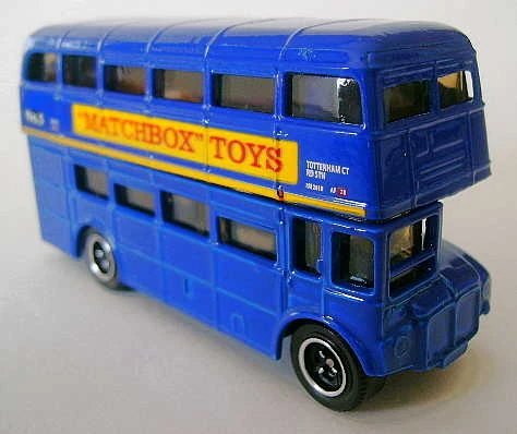 Hot Wheels Routemaster Bus