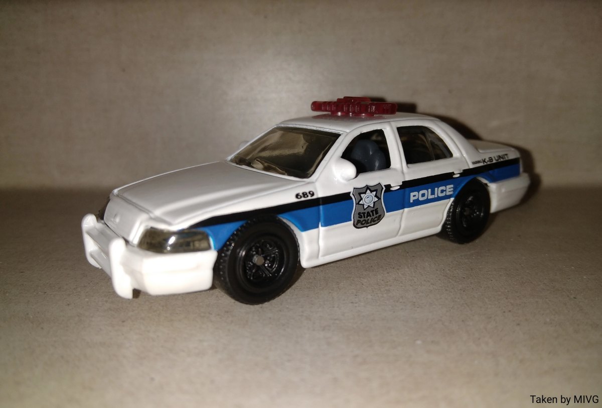 Hot Wheels Ford Crown Victoria