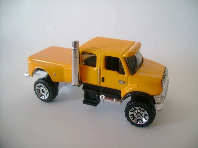 Hot Wheels International CXT