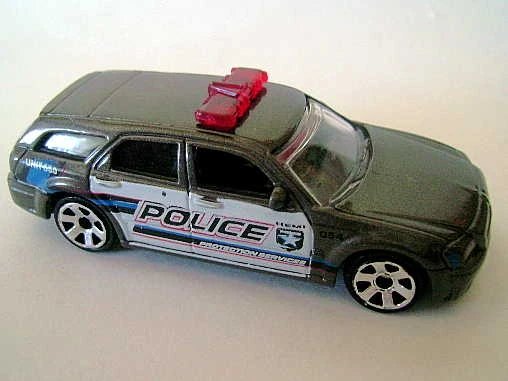 Hot Wheels Dodge Magnum Police