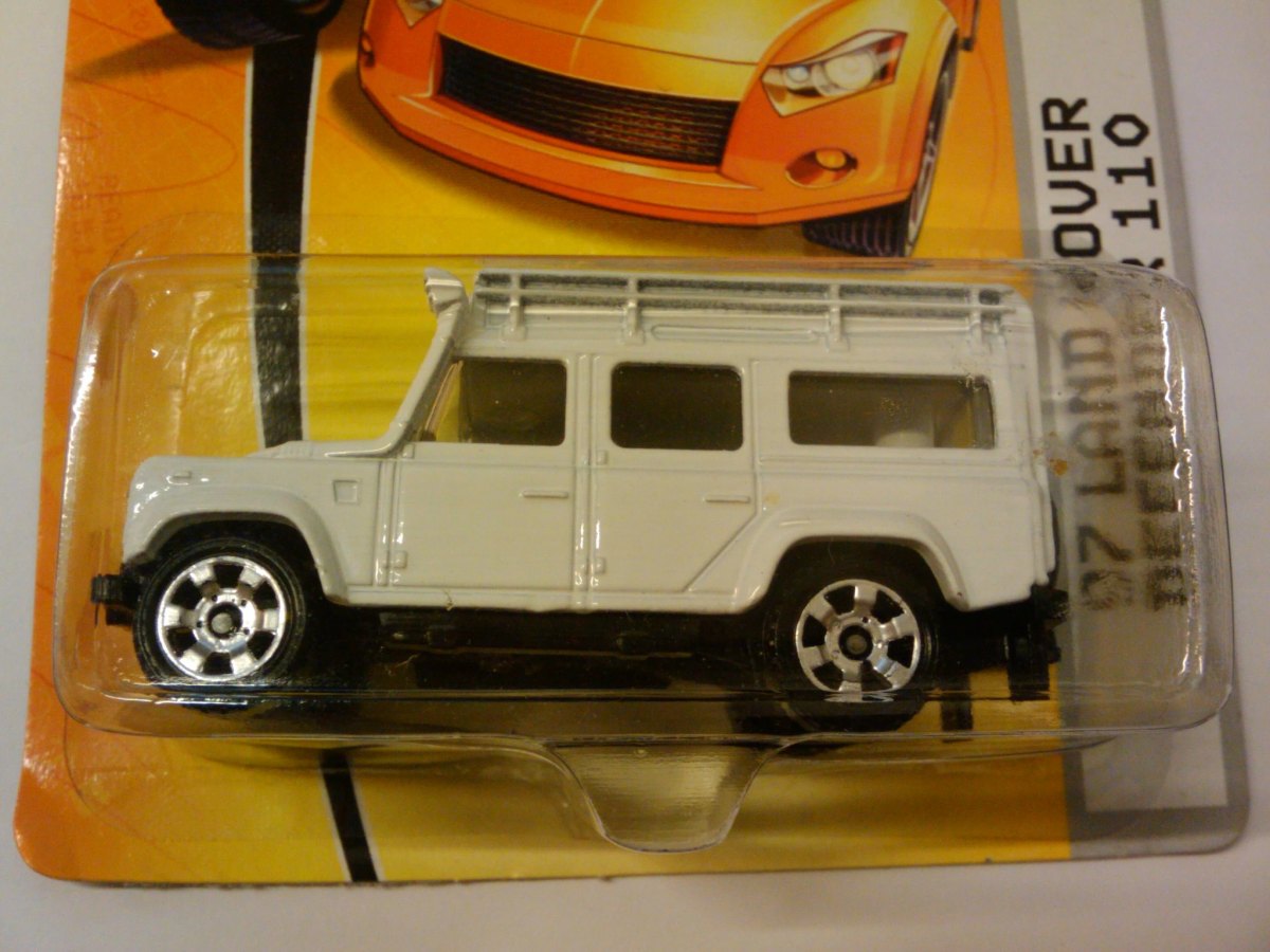Hot Wheels 97 Land Rover Defender 110(Recolor)