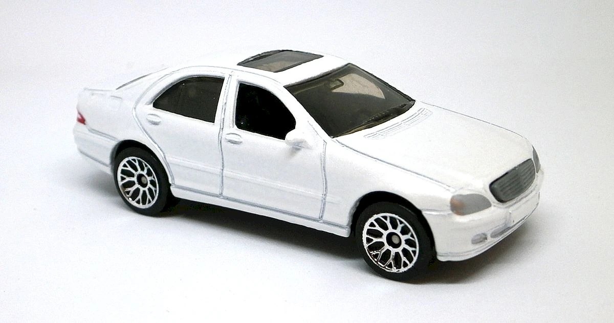 Hot Wheels Mercedes-Benz S500