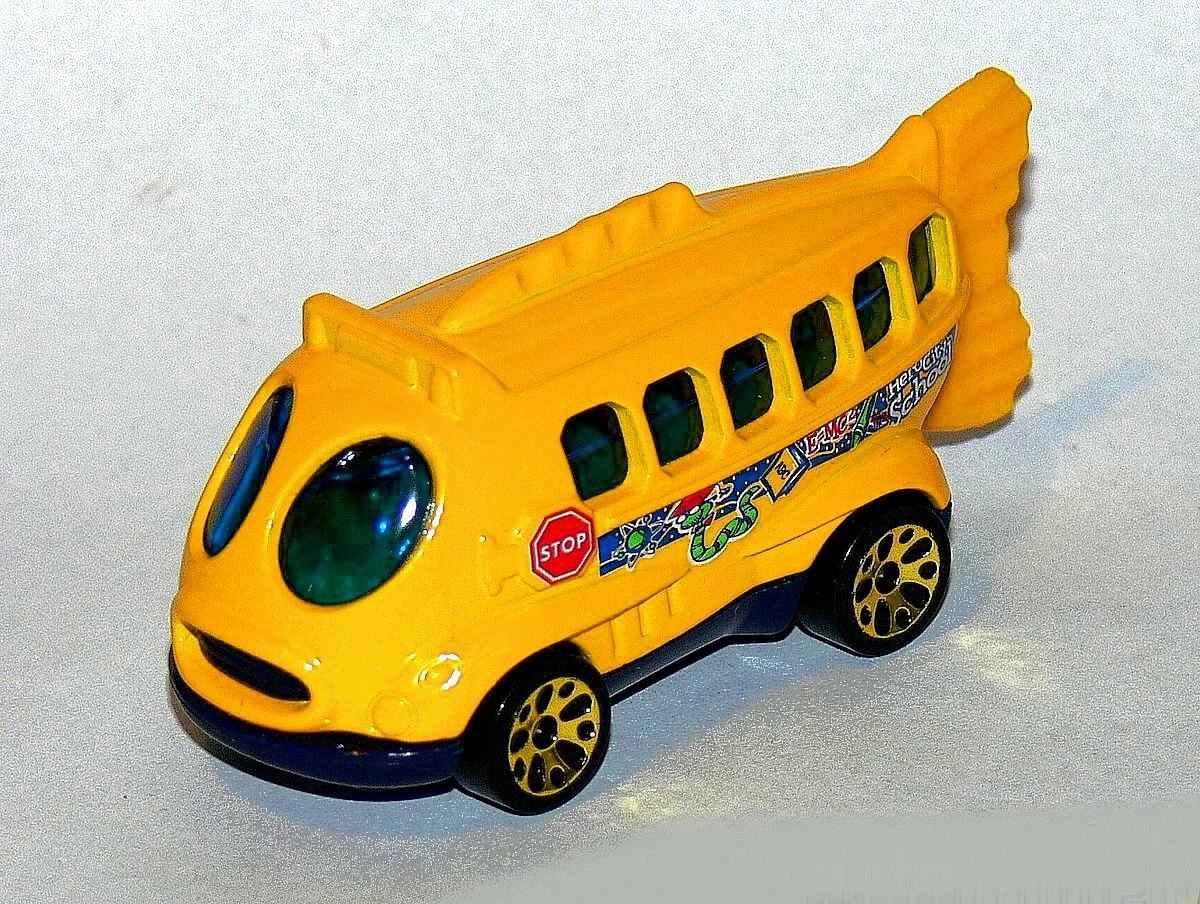 Hot Wheels Bass Bus