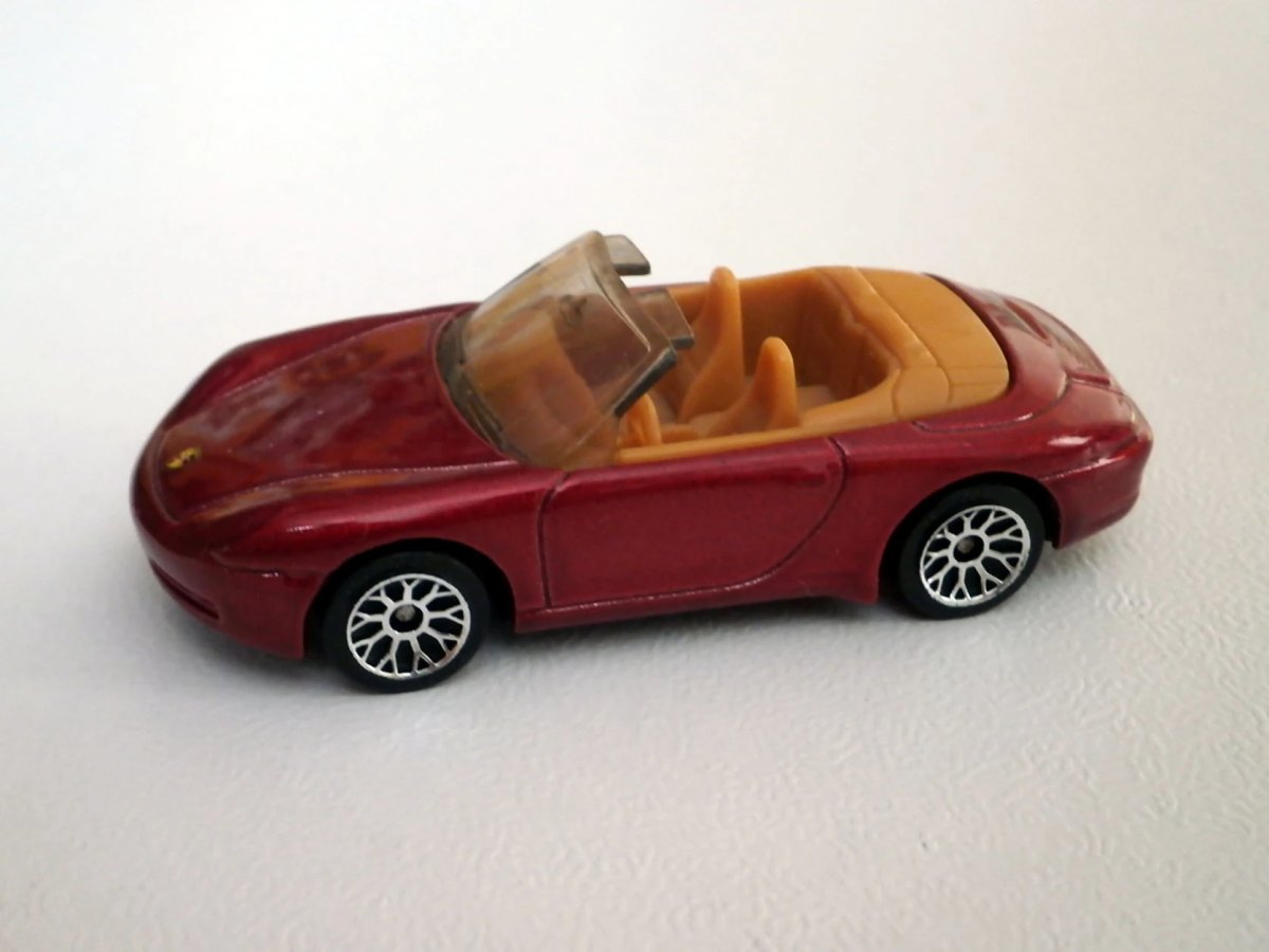 Hot Wheels Porsche 911 Carrera Cabriolet