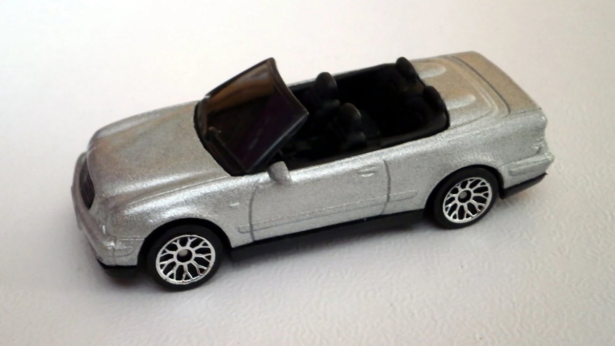 Hot Wheels Mercedes-Benz CLK Convertible
