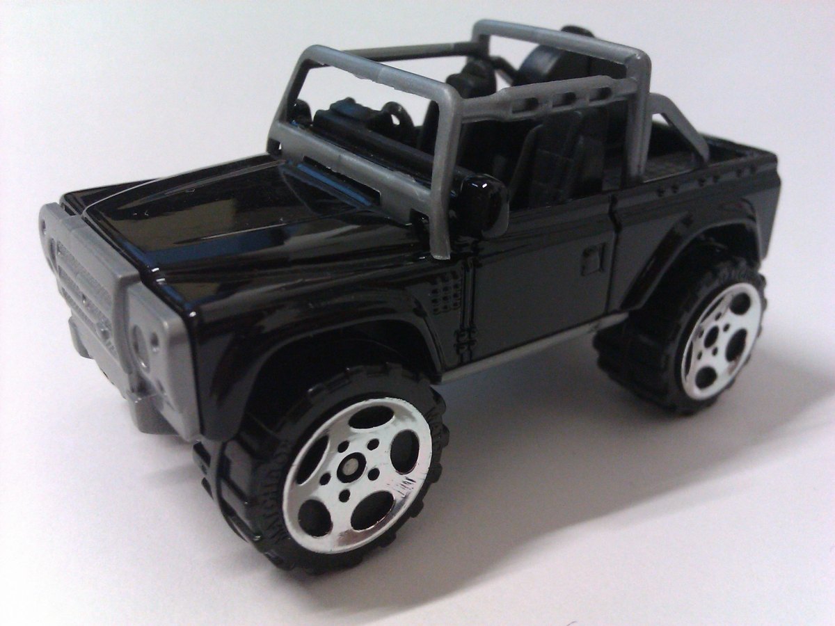 Hot Wheels Land Rover SVX