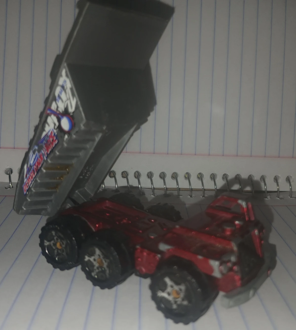 2002 Dump Truck Red: No Package: Image 3