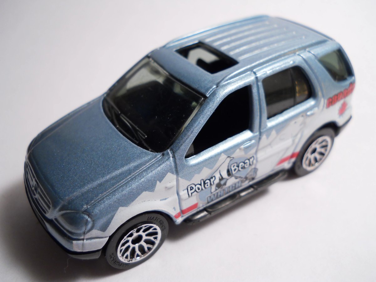 Hot Wheels Mercedes-Benz ML 430