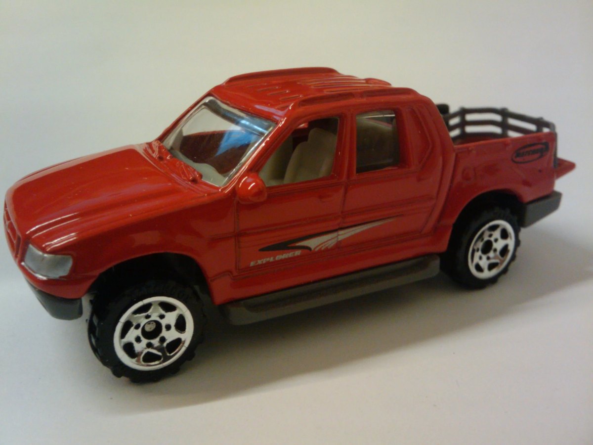 Hot Wheels Ford Explorer Sport Trac