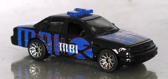 Hot Wheels 1997 Ford Crown Victoria Police Car