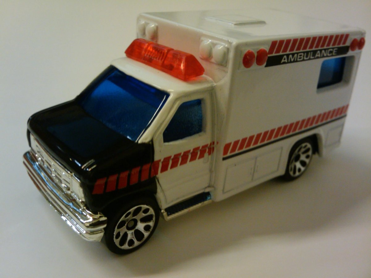 Hot Wheels Ford Ambulance