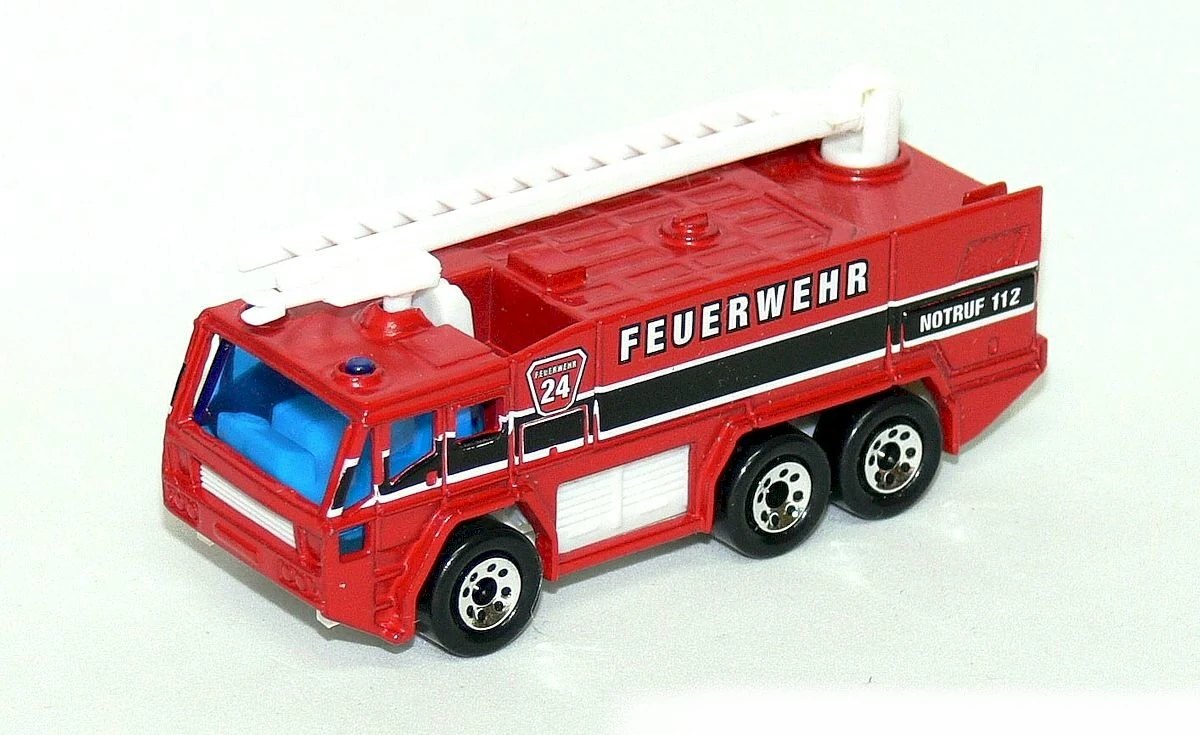 Hot Wheels Airport Fire Truck