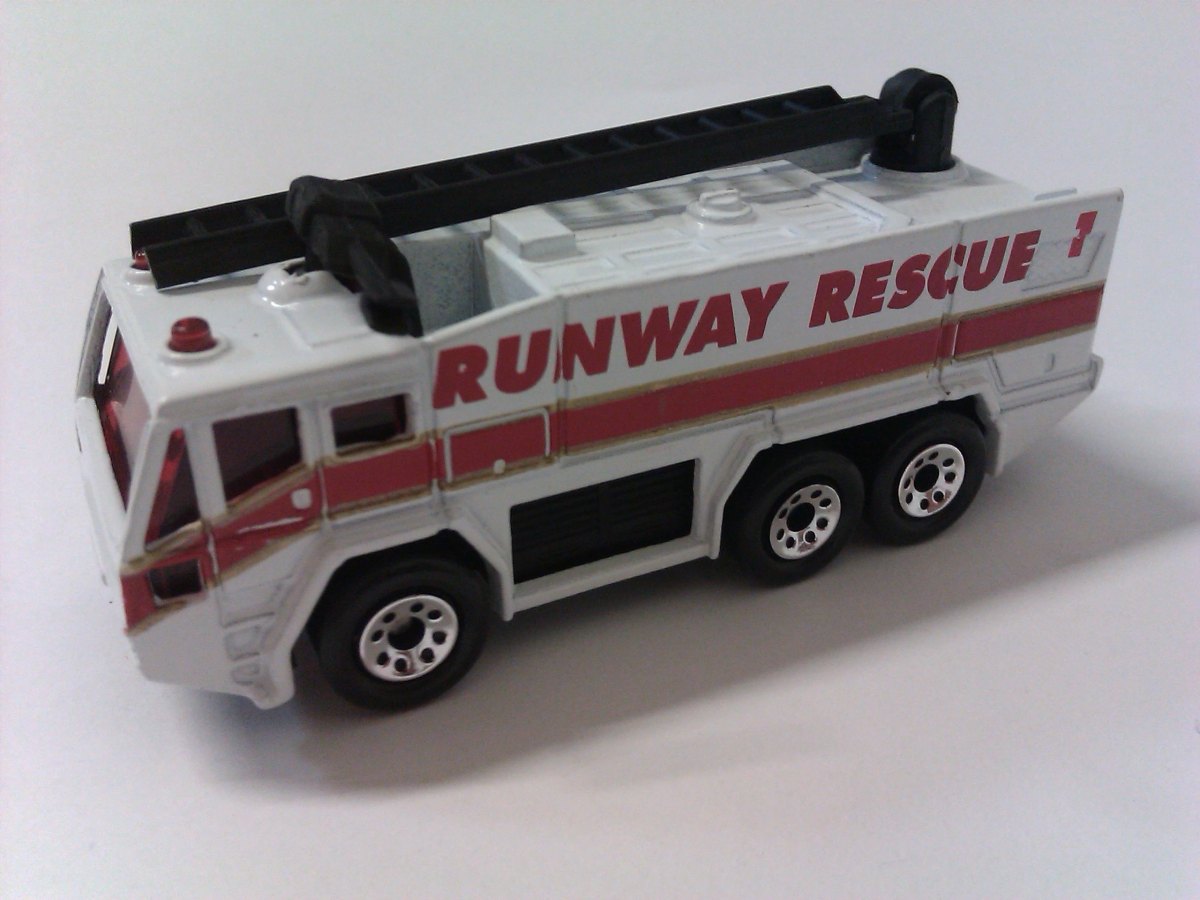 Hot Wheels Airport Fire Truck