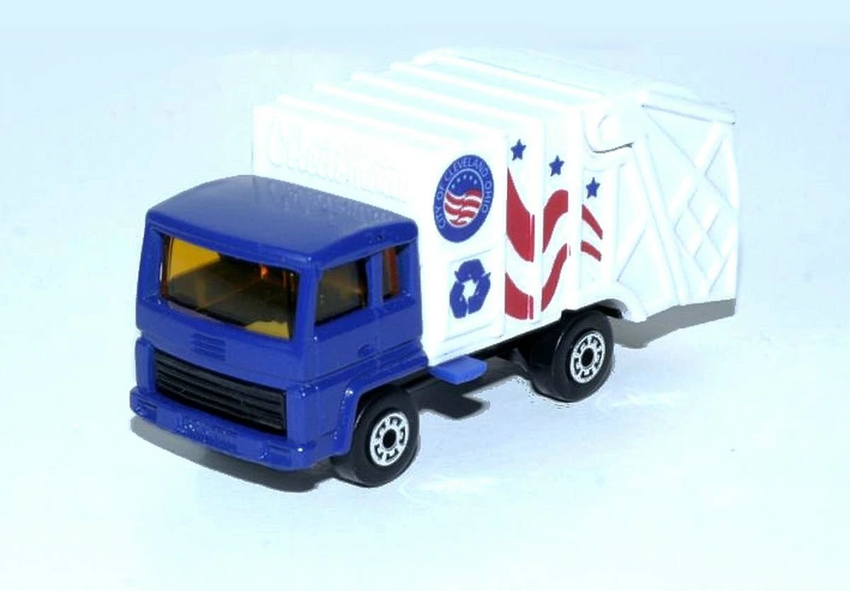 Hot Wheels Cleveland Trash Truck