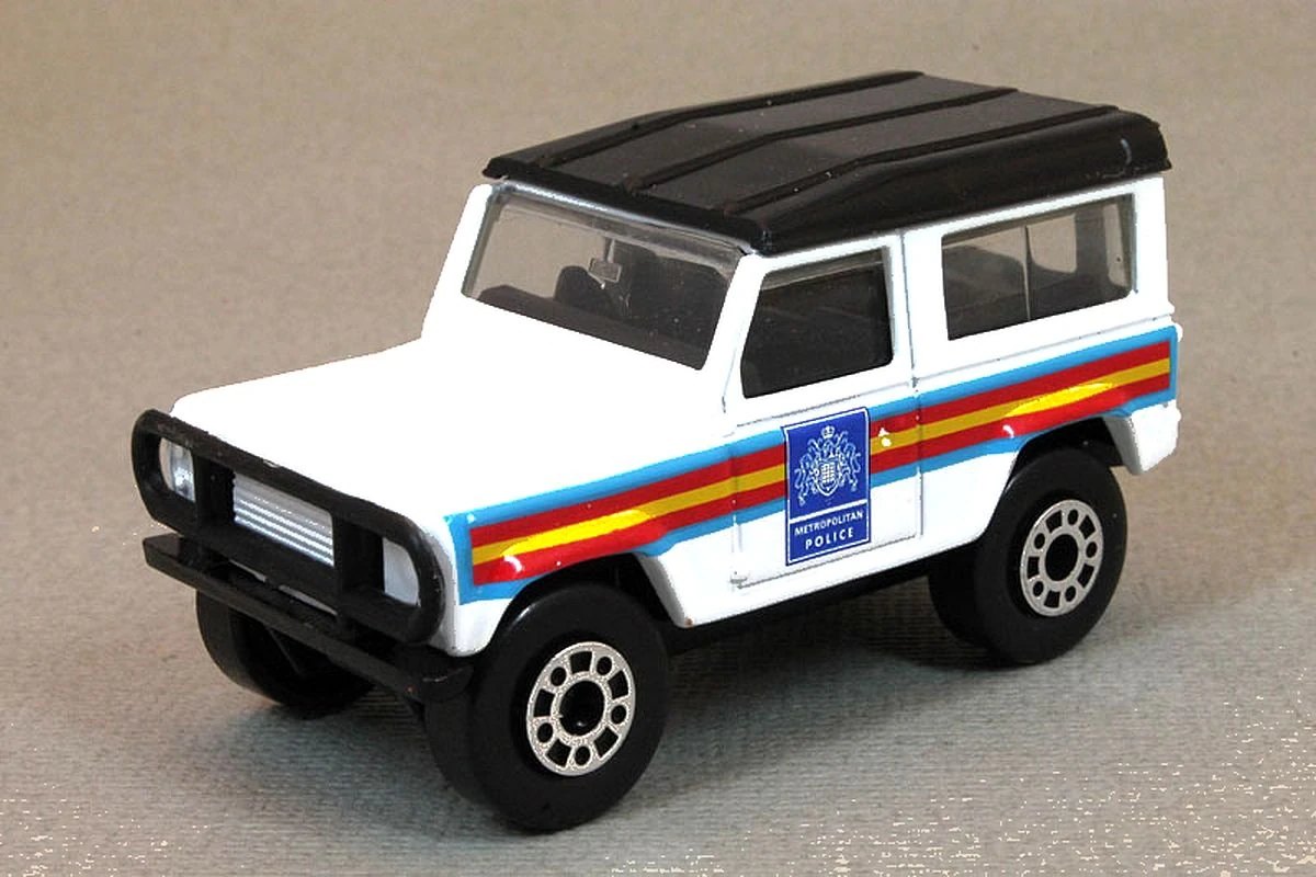 Hot Wheels Land Rover Ninety