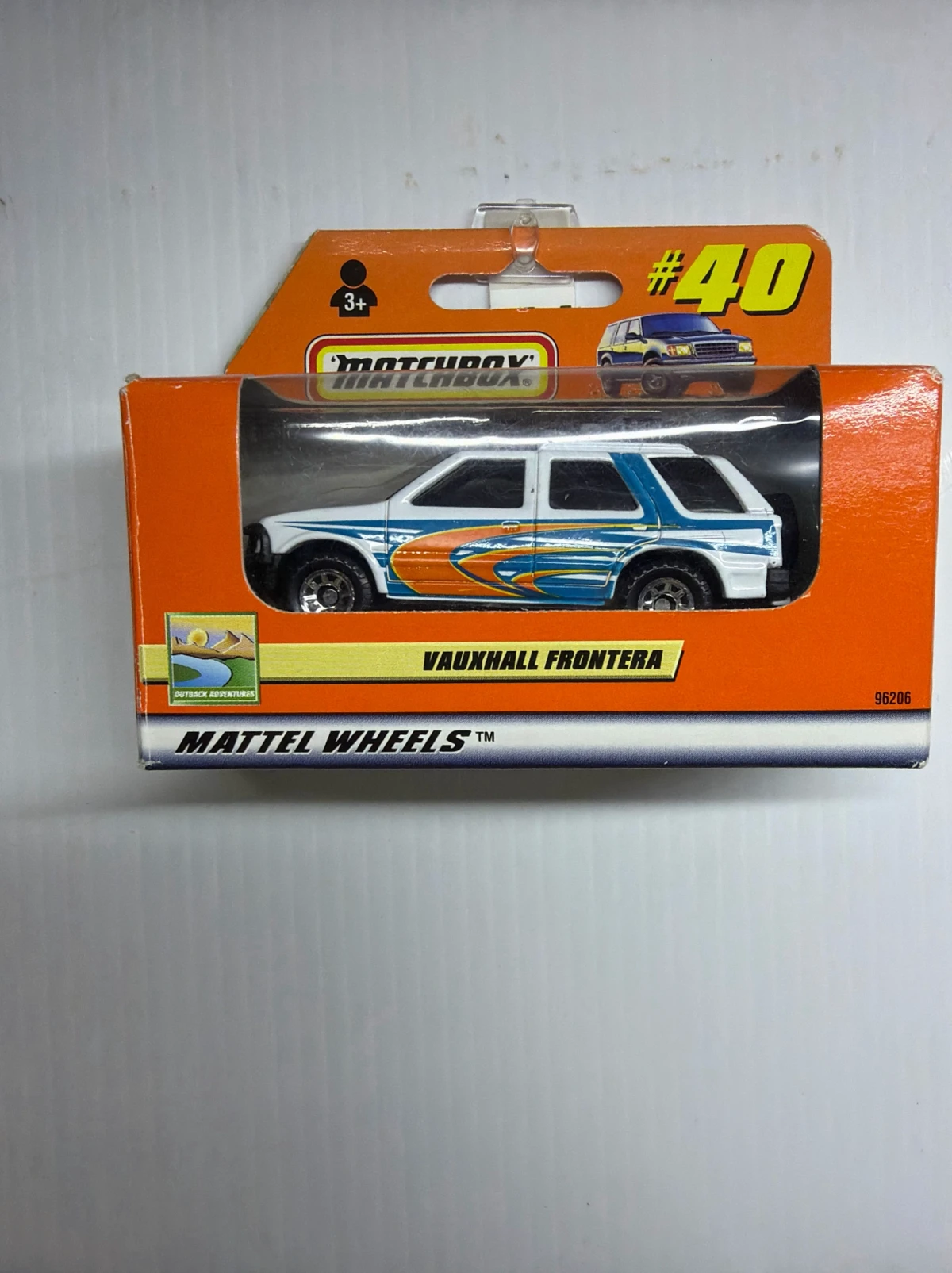 2000 Isuzu Rodeo("Vauxhall Frontera" in Aus. catalog) White: Box: Image 2