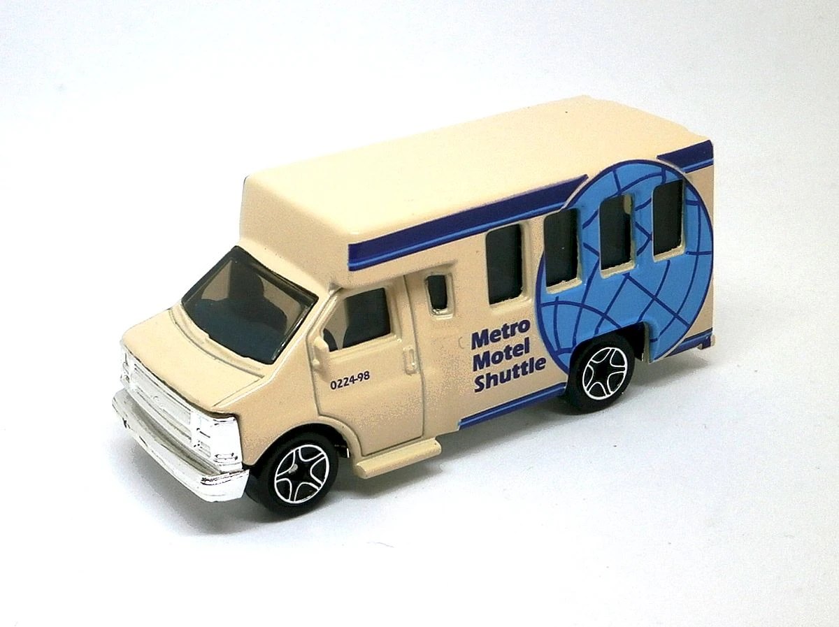 Hot Wheels Chevy Transport Bus