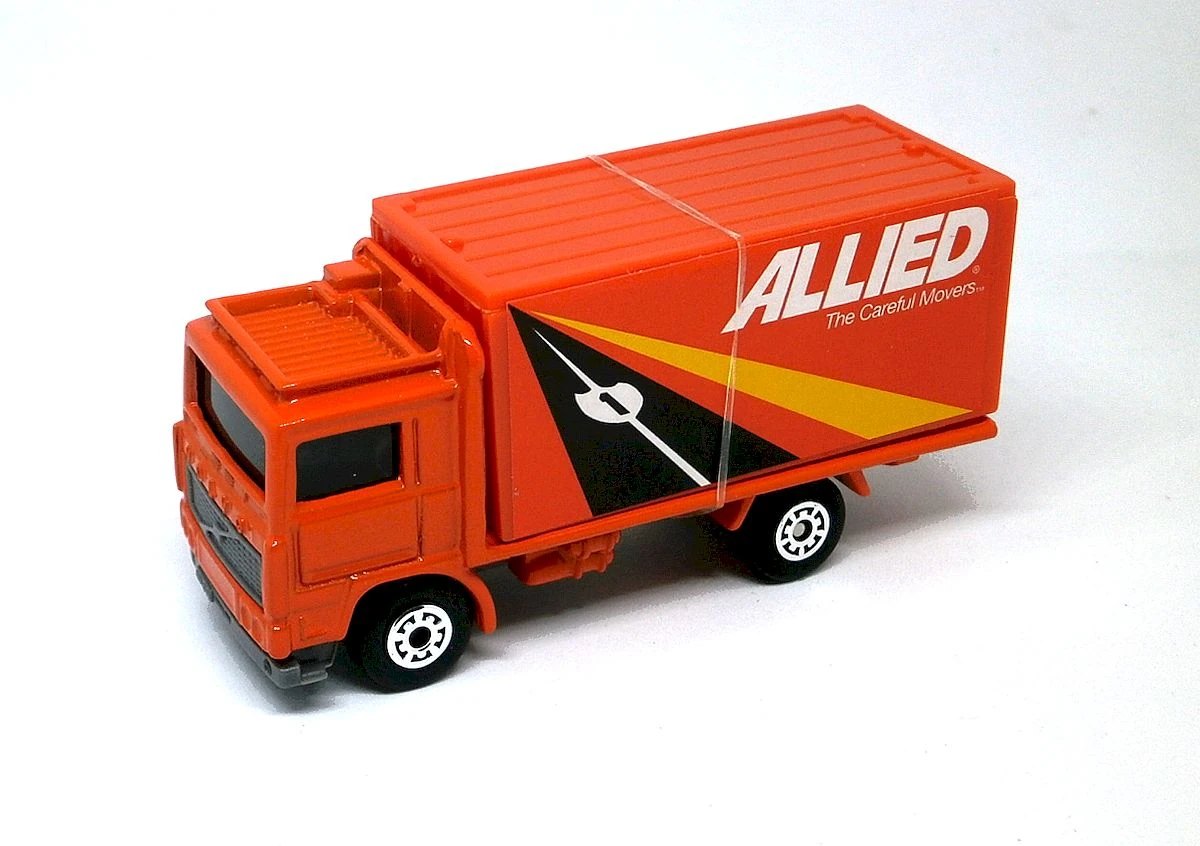 Hot Wheels Volvo Container Truck