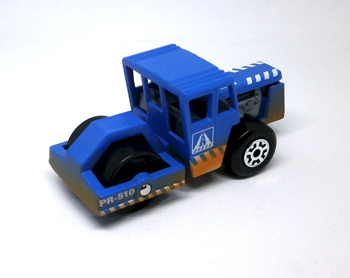 Hot Wheels Road Roller