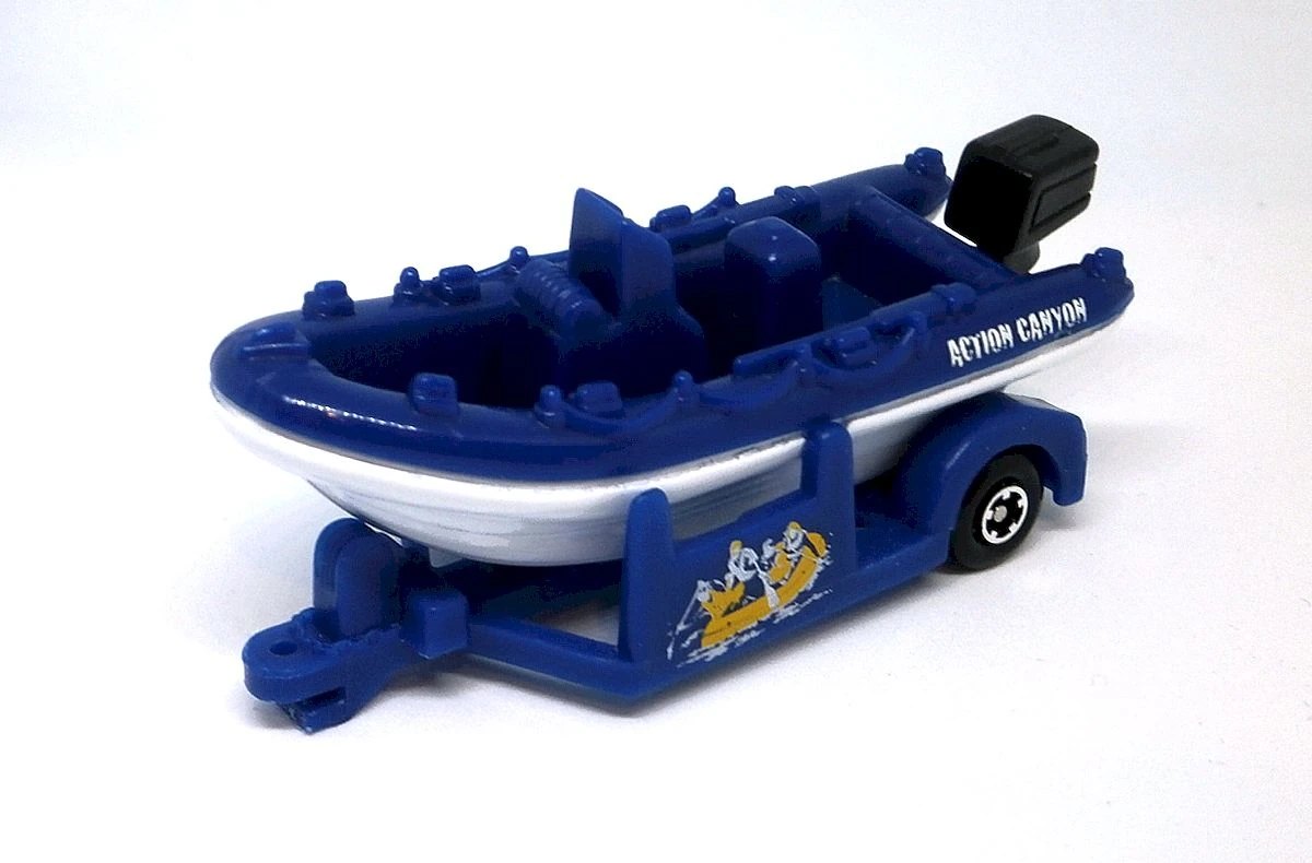 Hot Wheels White-Water Raft/Boat