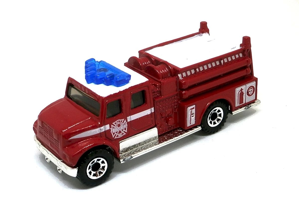 Hot Wheels International Pumper