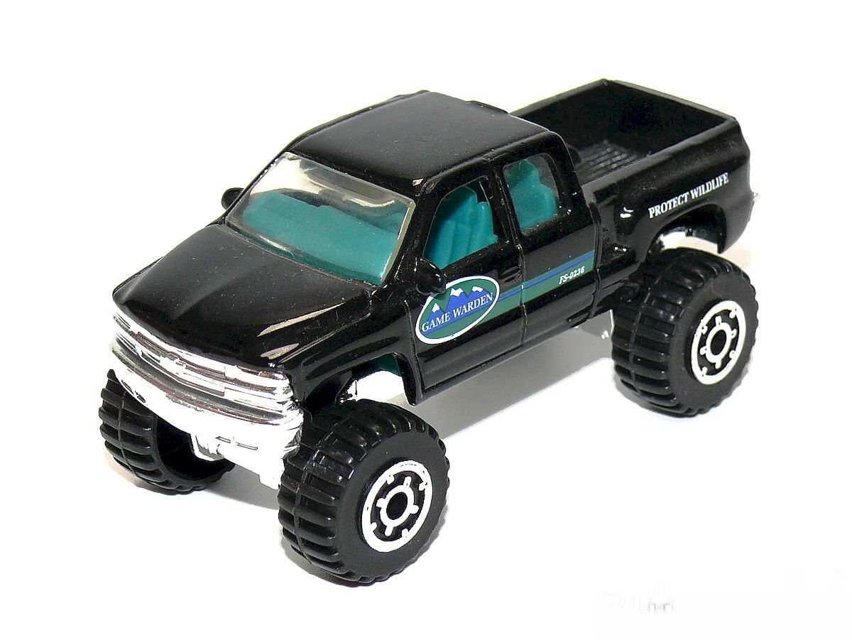Hot Wheels Chevrolet Silverado 4x4
