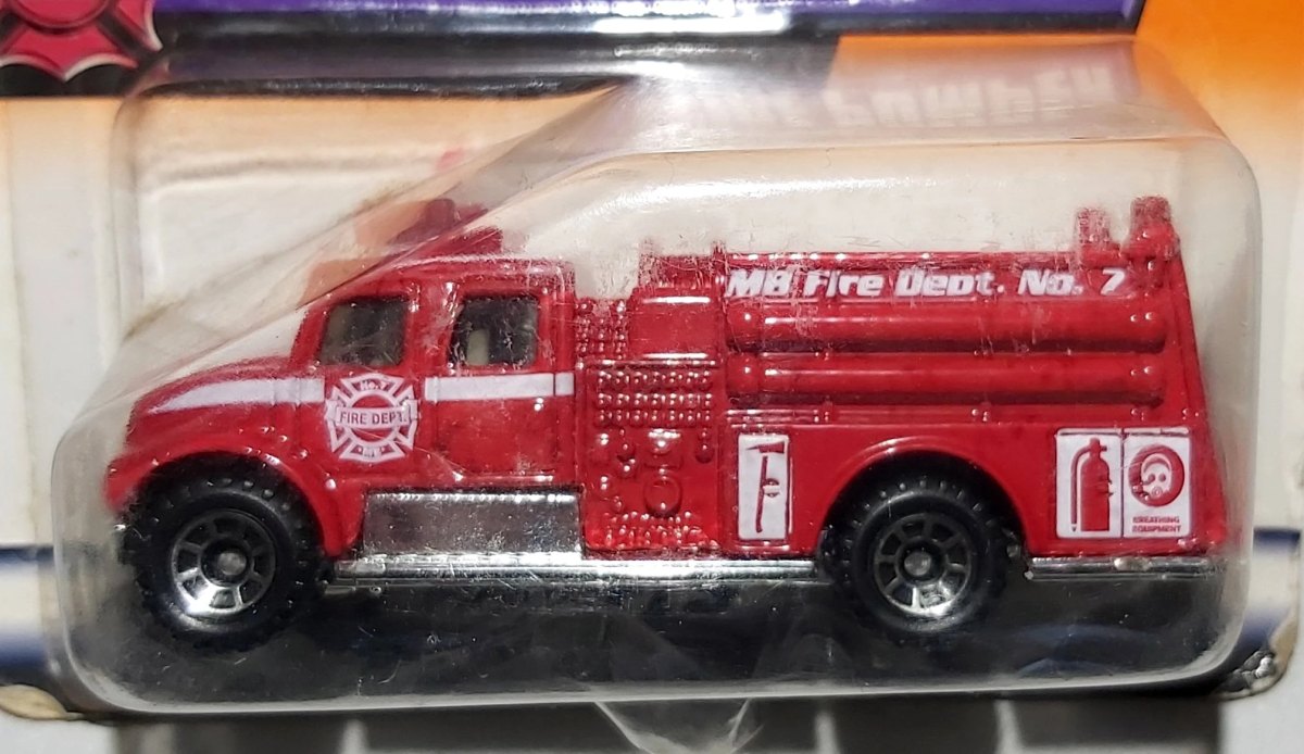 Hot Wheels International Pumper