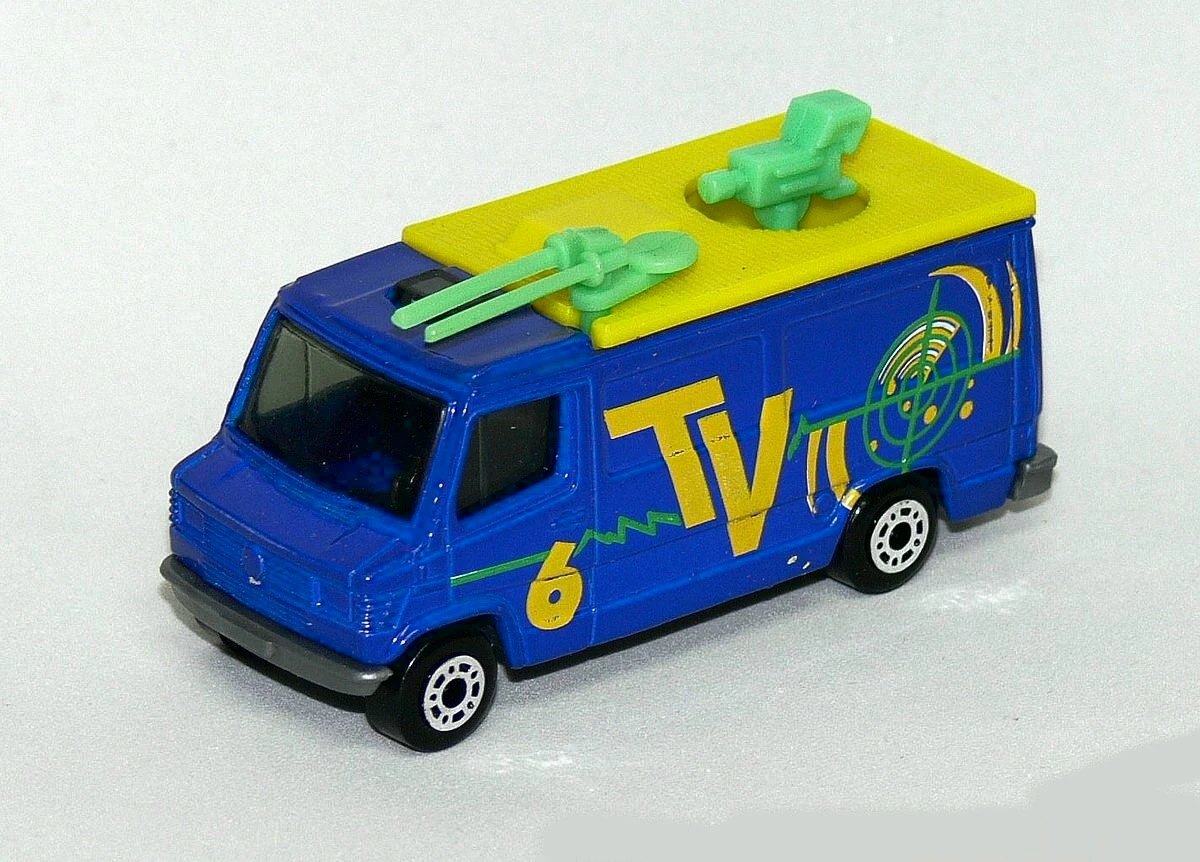 Hot Wheels TV News Truck