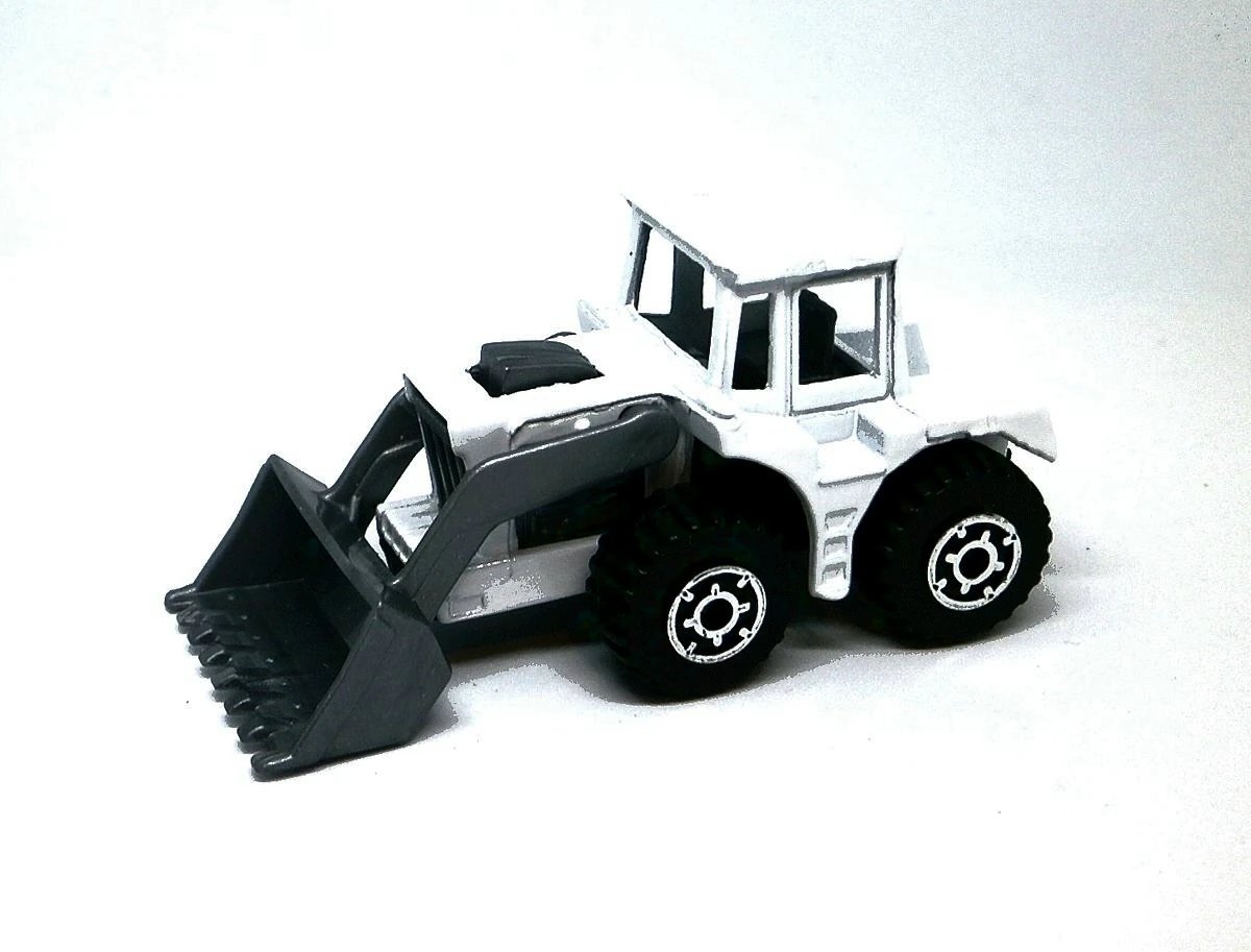 Hot Wheels Tractor Shovel